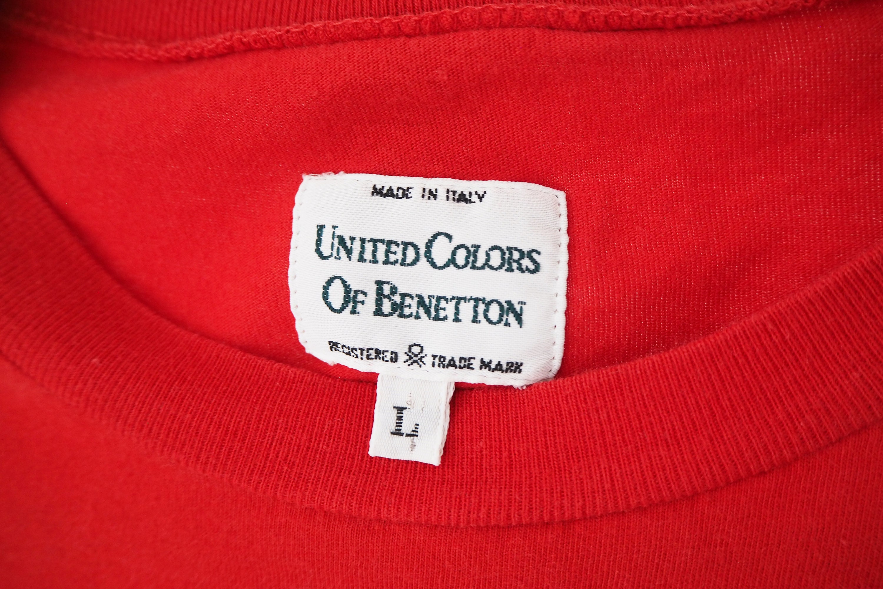 Tahiti uitlokken geschiedenis Vintage UNITED COLORS of BENETTON T-shirt Size L Big Logo - Etsy