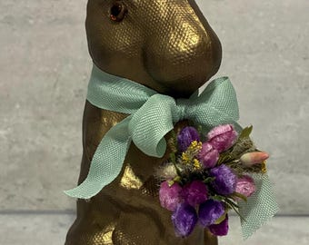 Vintage Gold Paper Mache/Paper Pulp Easter Bunny Candy Container.