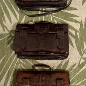Maletín/bolso/cartera vintage de piel de cocodrilo, hecho a mano en Nigeria