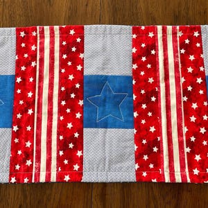 Quilted Patriotic Decor Table Runner: Reversible, 4th of July