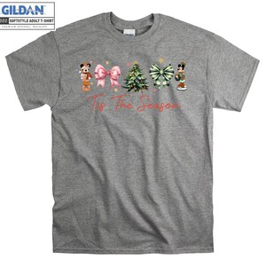 disney mickey and friends tis the season koszulka świąteczna koszulki, bluzy z kapturem dla dzieci i dorosłych na święta, personalizowane piżamy świąteczne AB392
