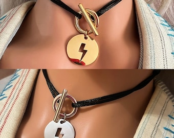 Pretty Toggle cord necklace Zamak flash medal and STAINLESS STEEL of your choice