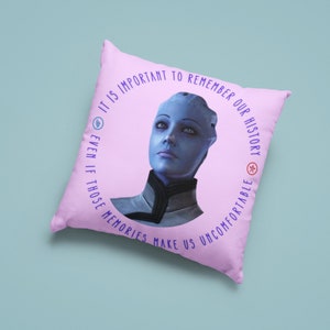 Almofada Liara T&#39;Soni: Decoração de casa inspirada em Mass Effect