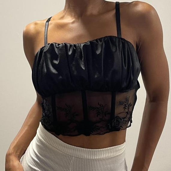 Crop top fleuri en résille satinée noire Style corset Coquette