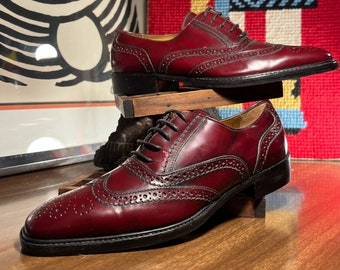 Vintage Salvatore Ferragamo Burgundy Leather Wingtip Shoes  display picture 1