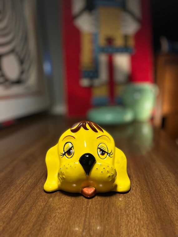 Vintage Puppy Dog Eyes Eyeglasses holder Gem