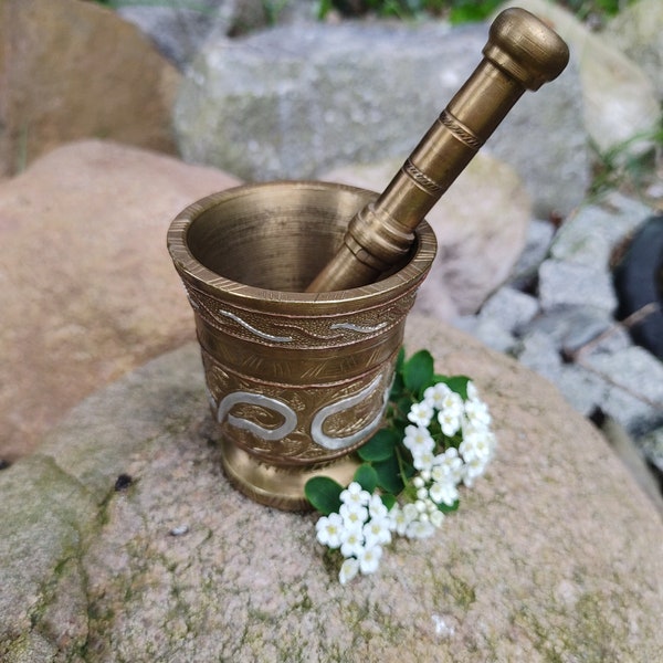 Kitchen mortar and pestle / pestle / with Arabic-Persian motif / handmade / brass set / spice mortar / true vintage