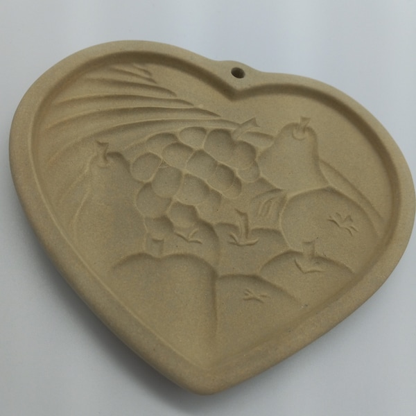 Vintage 1995 Pampered Chef Stoneware Cookie Mold, "Heart of Plenty" 4 Inch Tall by 5 Inch Wide Cookie Mold, Made in USA Molds, Vintage Molds