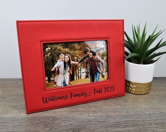 Personalisierter Desktop-Bilderrahmen aus Leder mit Fotoeinsatz 4x6 5x7 horizontal vertikal Hochzeitstag Geburtstag kostenloser Fotoeinsatz