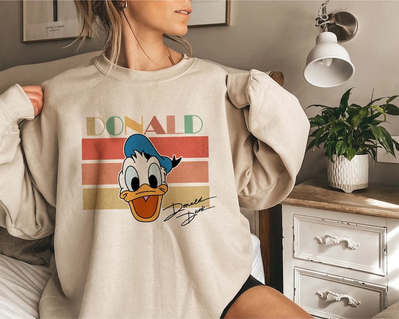 Donald Duck Sweatshirt, Donald Duck Hoodie, Disney Sweatshirt, Disney Hoodie, Disney World Sweatshirt, Donald Family Shirt bild 8