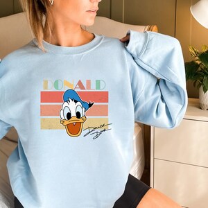 Donald Duck Sweatshirt, Donald Duck Hoodie, Disney Sweatshirt, Disney Hoodie, Disney World Sweatshirt, Donald Family Shirt bild 4