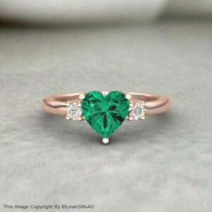 925 Sterling Silver Emerald Heart & CZ Ring - May Birthstone - Handmade Green Gemstone Stackable Diamond Gift - Heart Solitaire Ring