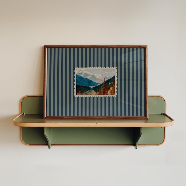 Retro randig väggkonst, vintage Kanada-tryck, randigt tryck, väggkonst i mitten av århundradet modern, väggkonst i vintagevykort, retro Banff-väggkonst Blue & Green