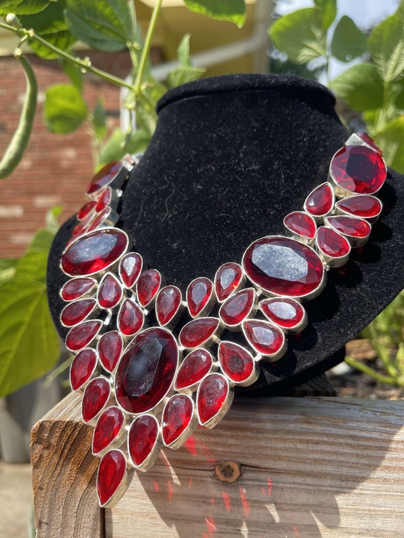 Garnet statement necklace deals
