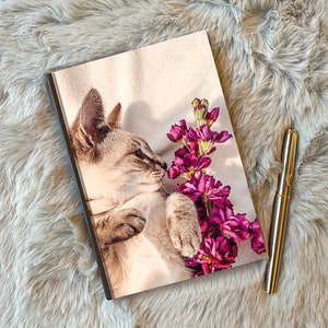 JIGPAWS.com – Notebook with Lined Pages for Cat Lovers