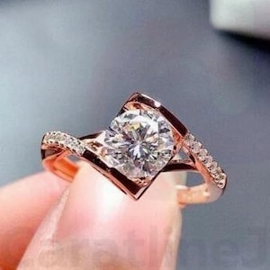 Anello di fidanzamento solitario con montatura a pavé e diamanti taglio rotondo DE/VS da 2,0 ct, per donna, regalo di anniversario.