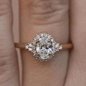 Oval Diamond Halo Ring, 1.0 - 2.0CT Oval Lab Grown Diamond Ring, Engagement Ring, DE/VS1 Certified Diamond Ring, Oval Diamond Ring for Women