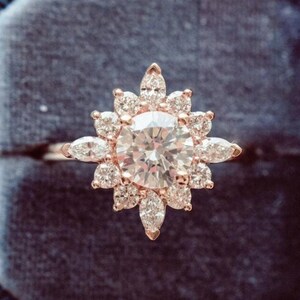 Anello di fidanzamento con alone a grappolo, anello con diamante di laboratorio taglio brillante rotondo da 2,0 ct, anello di nozze con diamante di laboratorio DE/VS1, anello regalo per anniversario