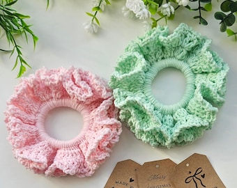 CROCHET PATTERN & VIDEO | Scrunchie Pattern, Easy Hair Tie Tutorial, Gift Idea, English pdf Beginner Friendly, Quick, Modern, Tag Template