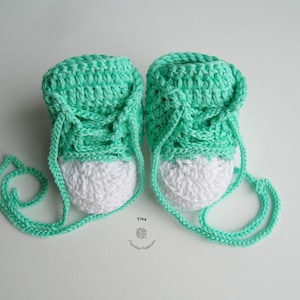CROCHET PATTERN Baby Sneakers Crochet Booties DIY Shoes Easy Crochet Pattern Newborn Gift Instant Digital Download Pdf Sizes 0–12 Months