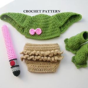 CROCHET PATTERN - Green Alien Baby Girl Hat, Diaper Cover and Booties Outfit | Photo Prop | Halloween Costume | Sizes Newborn - 12 months