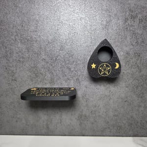 2 piece set of Planchette Hide with Ouija Board Ledge/shelf (Spirit Board) for Jumping Spiders, Magnetic, Large - 2.8"