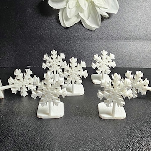 Snowflake Spider Enclosure Decorations, multiple size groupings available!, 3d printed miniature