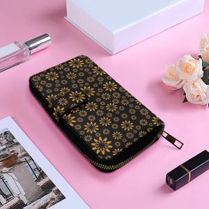 Cartera con solapa larga Flower Boomtelyah