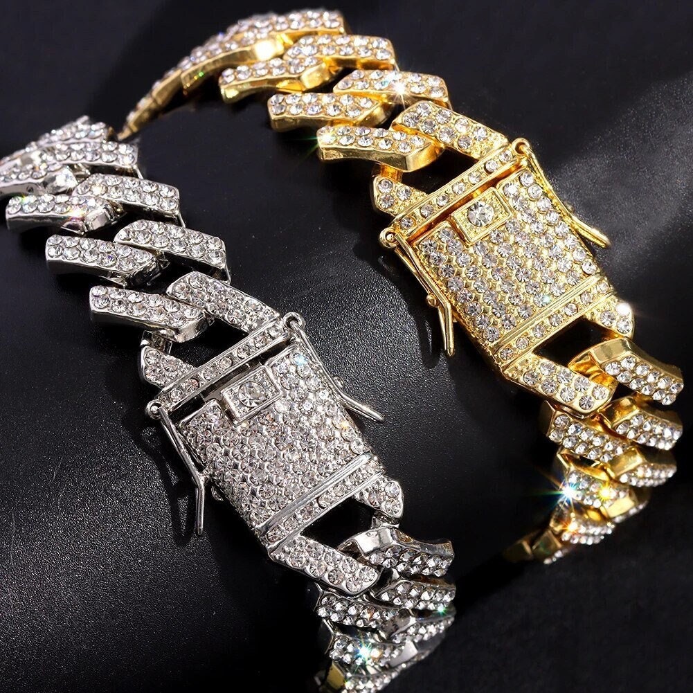 Dropship Hip Hop Iced Out Chain Necklace+Watch+Bracelet Set Men Cuban Link  Chain New Rhinestone Necklace For Men Jewelry Watch Gift to Sell Online at  a Lower Price | Doba