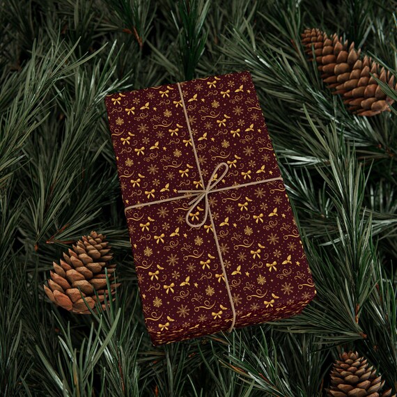Elegant Holiday Wrapping Paper: 90gsm Fine Art Paper