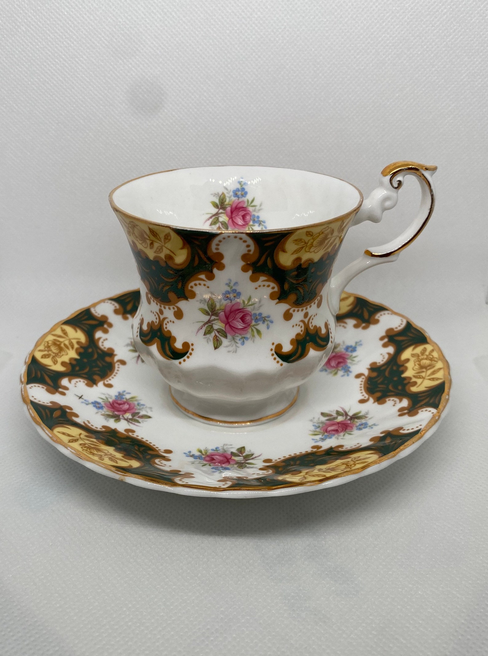 Vintage 1940s Rosina Fine Bone China Teacup and Saucer Etsy Canada