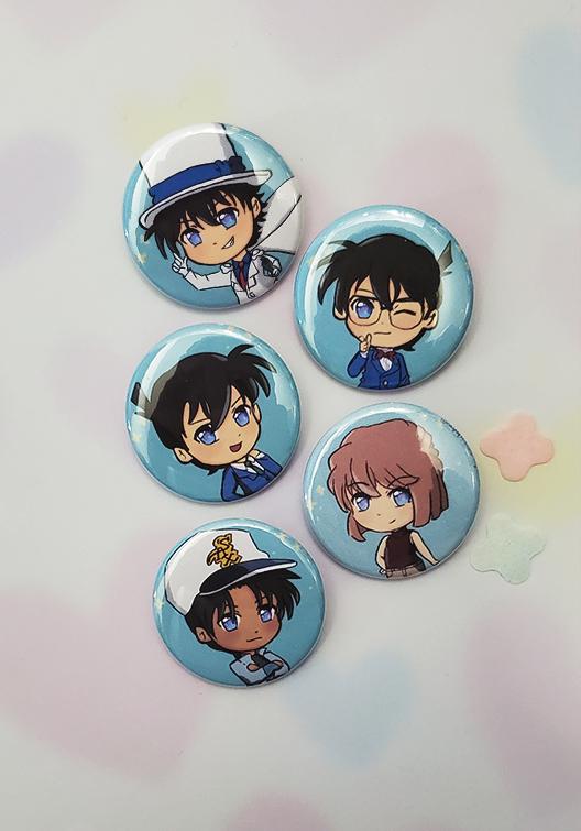 Detective Conan Case Closed - Bottoni carini con spilla posteriore