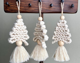 Handmade Macramé Ornaments: Christmas Tree