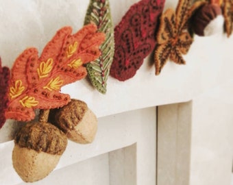 Autumn Leaf Felt Garland PDF Instructions