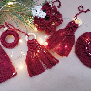 Wine Red Macrame Christmas ornament, Large star snowflake Christmas decoration, Eco friendly Christmas decoration, rustic natural decoration