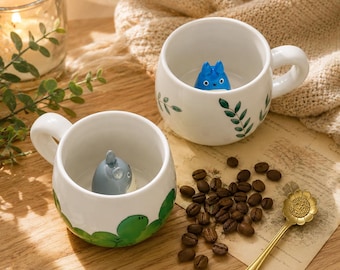 Handmade Ceramic Mug with 3D Cat Figurine - Hand-Painted Leaf Design