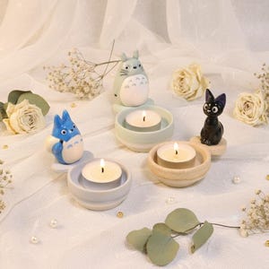 Kawaii Anime-karaktär Keramisk ljusstake, Katt Handgjord ljusstake för heminredning, Anpassade inflyttningspresenter