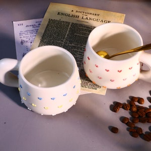 Rainbow Heart Handmade Coffee Mugs, Personalized Ceramic Mug for Coffee Lovers, Custom Unique Design Cup with Home Decor zdjęcie 2
