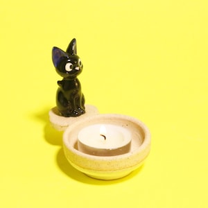 かわいいアニメキャラクターの陶器キャンドルホルダー、猫の手作りキャンドルホルダー、ホームデコレーション、カスタム新築祝いギフト