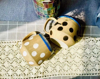 Handbemalte Polka Dot Keramiktasse - lustige und stilvolle handgemachte Kaffeetasse