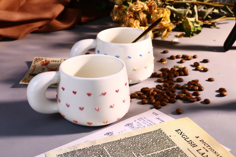 Rainbow Heart Handmade Coffee Mugs, Personalized Ceramic Mug for Coffee Lovers, Custom Unique Design Cup with Home Decor zdjęcie 4