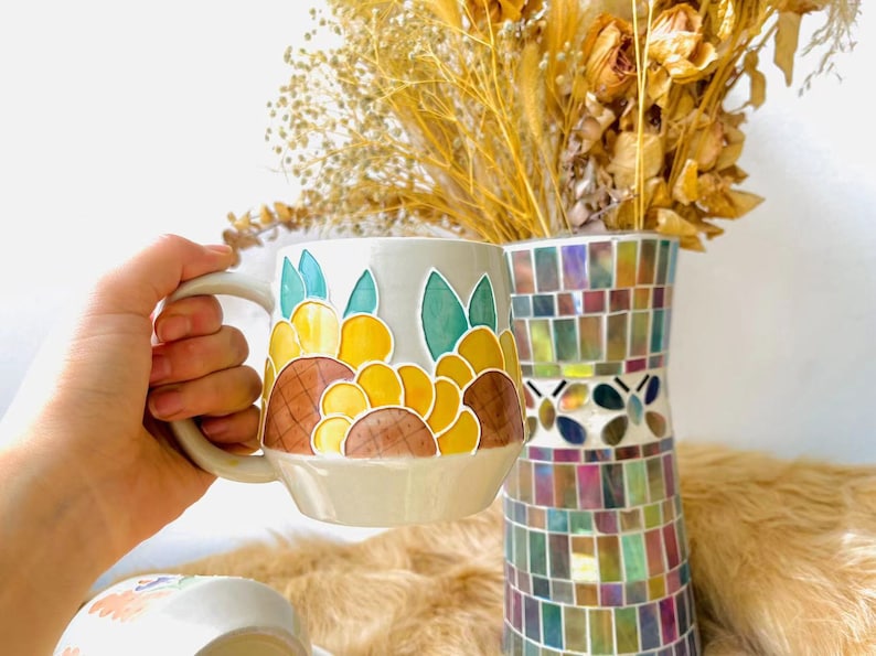 Keramisk mugg med handmålat blommönster – Konstnärlig kaffekopp Sunflower