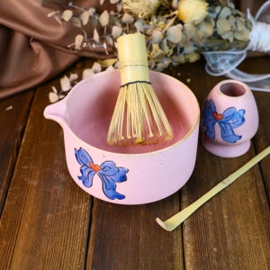 Handmade Ceramic Matcha Bowl Set – Unique Matcha Bowl with Hand-Painted Ribbon Details for Tea Lovers & Collectors