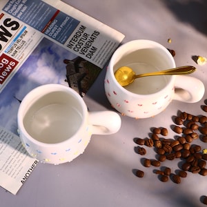 Rainbow Heart Handmade Coffee Mugs, Personalized Ceramic Mug for Coffee Lovers, Custom Unique Design Cup with Home Decor zdjęcie 8