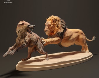 African Lion Hunting Hyena 1/24 Scale Realistic Animal Model | Decorative Display Piece | Beast Companion Figurine | Animal Den Miniatures