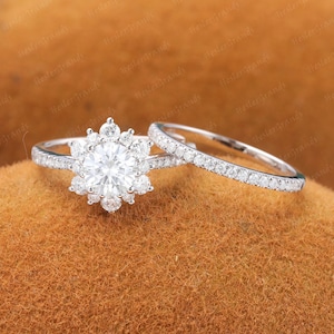 Vintage Moissanite Engagement ring Sets Art deco moissanite ring White gold snowflake wedding ring Halo Diamond Bridal Sets Promise ring