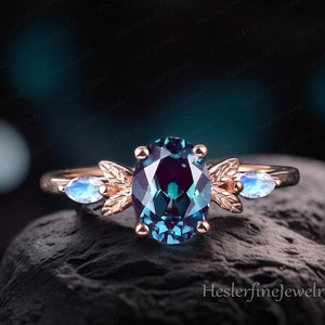 Bague de fiançailles ovale en alexandrite feuille d'or rose, pierre aux couleurs changeantes, pierre de naissance de juin, bague Art déco, bijoux faits main, cadeaux