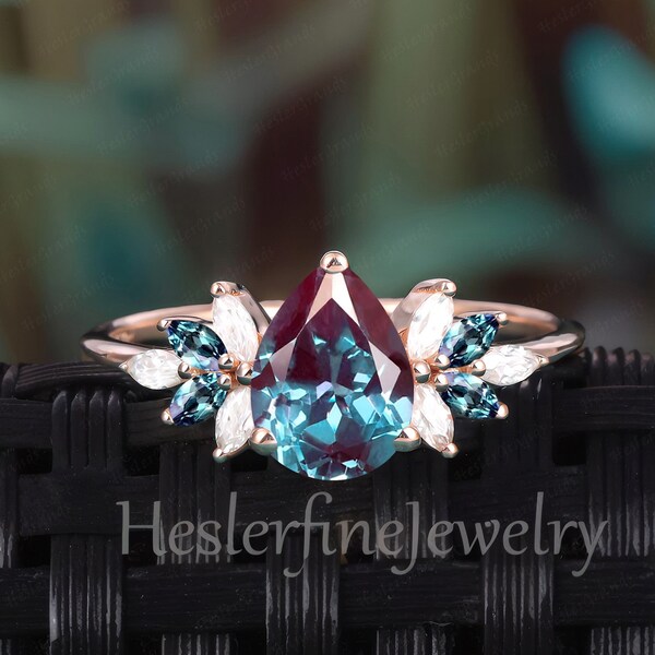 Vintage Pear Shaped Alexandrite Engagement Ring Rose Gold Cluster Engagement Ring Unique Diamond Wedding  Bridal Ring Anniversary Ring Gift