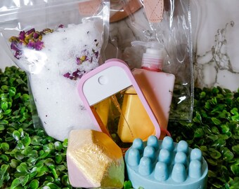 Spa Day-cadeauset: badbom, massagezeep, droge olie en lotion
