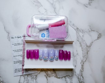 Spring Floral Press On Nails: Color Changing Flower Nail Art